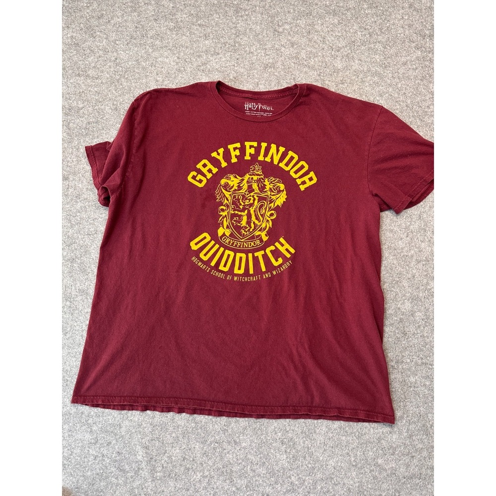 Harry Potter T Shirt Mens 2XL Burgundy Gryffindor Quidditch Spellout Classic